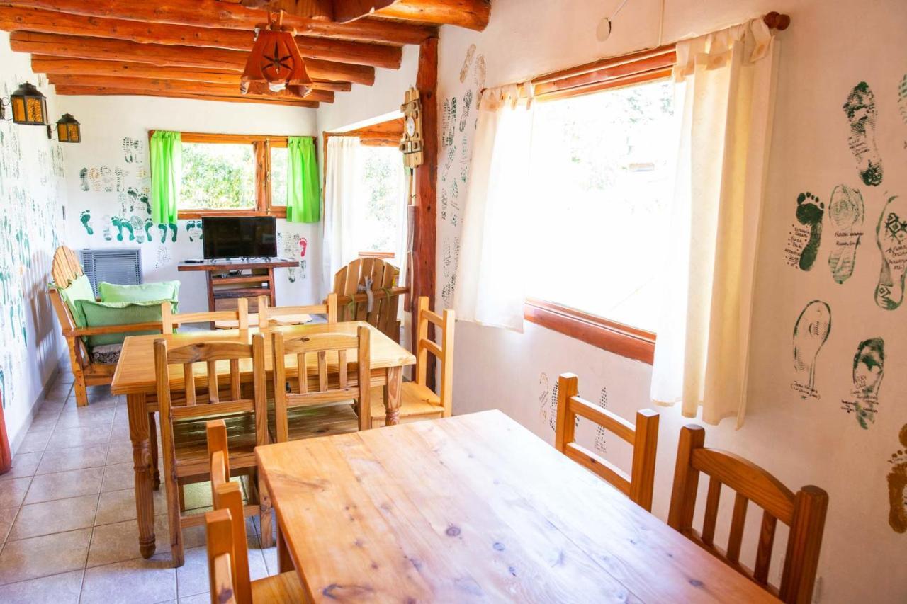 Huellas Hostel Lago Puelo Eksteriør bilde