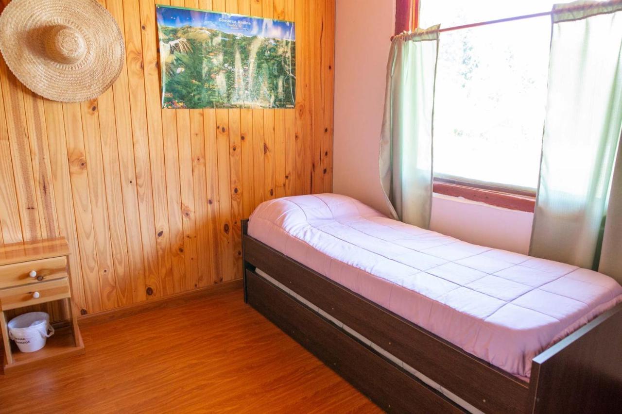 Huellas Hostel Lago Puelo Eksteriør bilde